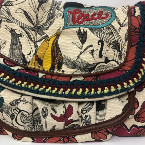 SOLD! Sakroots Peace Purse - Picture 2 of 8